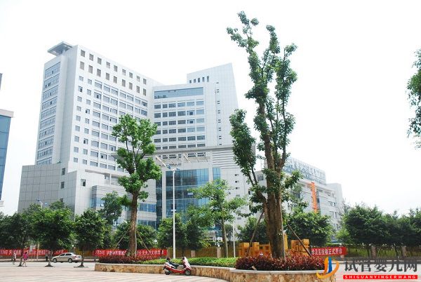 西南醫(yī)科大學(xué)附屬醫(yī)院試管嬰兒費用參考(圖1) 西南醫(yī)科大學(xué)附屬醫(yī)院試管嬰兒費用參考(圖1)