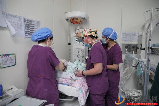 試管嬰兒網(wǎng):四川省首例第三代試管嬰兒誕生(圖1) 四川省首例第三代試管嬰兒誕生(圖1)