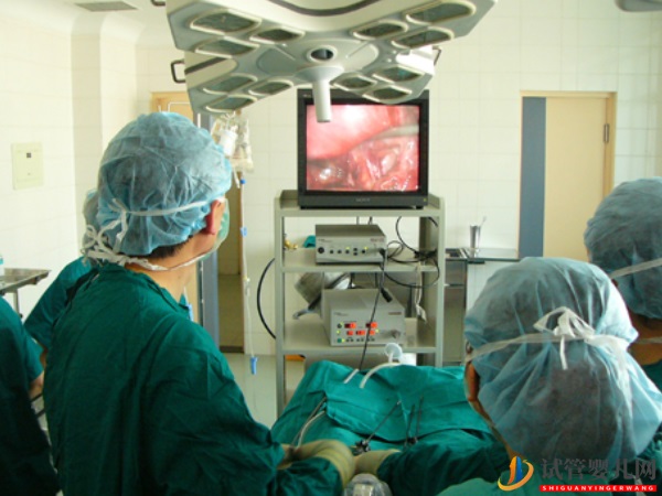 做試管為什么要做宮腔鏡檢?(圖1) 做試管為什么要做宮腔鏡檢?(圖1)