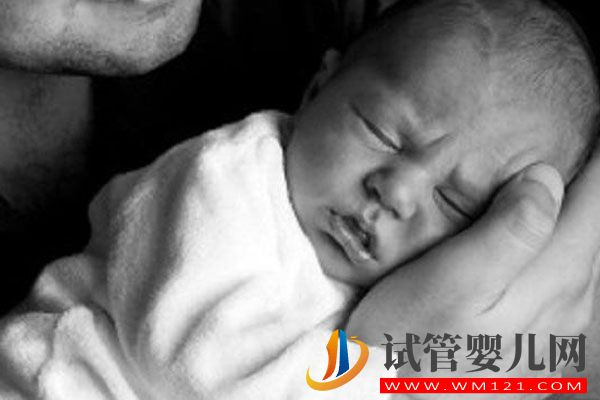 嬰兒為什么會打嗝？怎么做才好?(圖3)