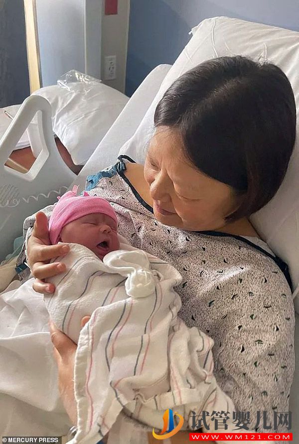 53歲單親媽媽冷凍胚胎試管成功生子的案例(圖1)