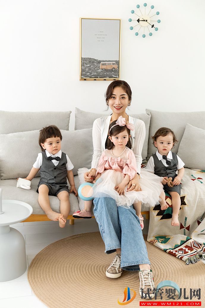 30歲試管未婚媽媽生下混血三胎一般人真的模仿不了(圖1) 30歲試管未婚媽媽生下混血三胎一般人真的模仿不了(圖1)