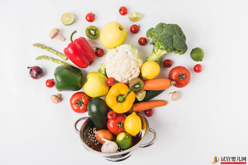 黑豆怎樣吃能生發(fā) 黑豆怎么吃最好(圖1) 黑豆怎樣吃能生發(fā) 黑豆怎么吃最好(圖1)