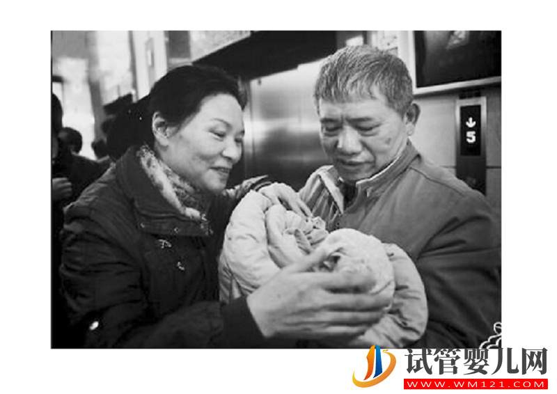 57歲鋌而走險做試管，失獨母親成功誕下雙胞胎(圖2)