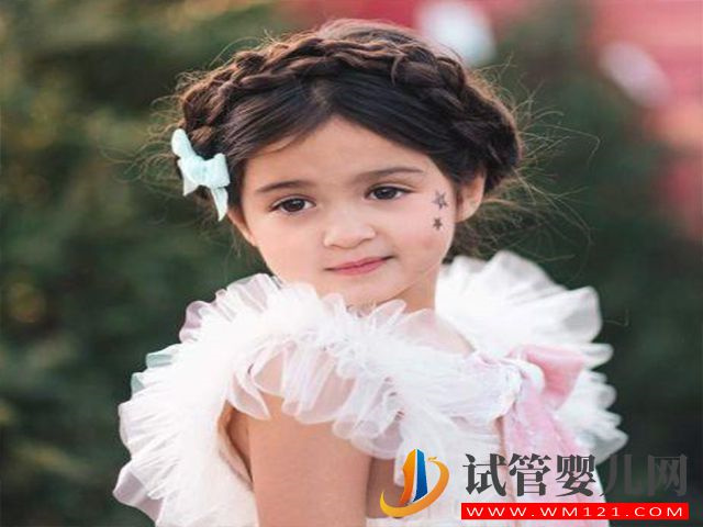 中國與俄羅斯的混血女生是不是最好看的？(圖1)