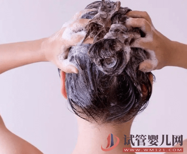 試管促排打果納芬的當(dāng)天不能洗澡洗頭嗎?(圖1) 試管促排打果納芬的當(dāng)天不能洗澡洗頭嗎?(圖1)