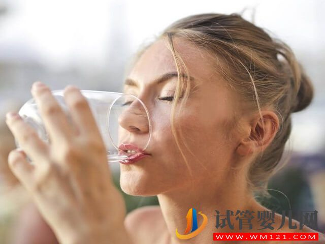 試管懷孕初期肚子總是脹氣發緊該怎么辦？(圖2)