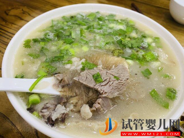 試管取卵打夜針hcg當晚可以喝羊肉湯嗎？(圖1)