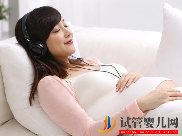 單身女人在國外做試管成功后可以回國內生孩子嗎？(圖1)