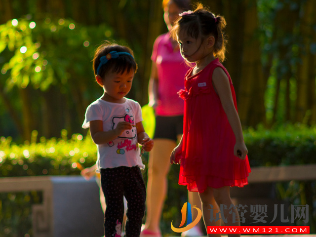 后悔35歲生二胎原因很現實，生之前要慎重思考！(圖1)