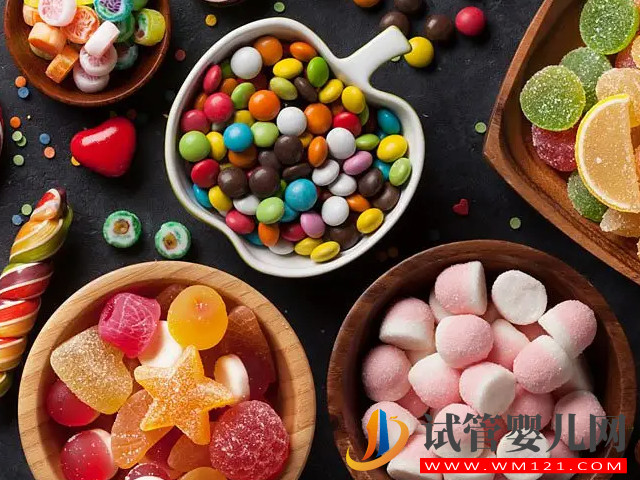 女性多囊長痘和普通長痘有區別，外在表現和癥狀都不一樣(圖4)