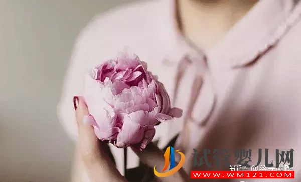 閉經是由什么原因引起的呢？閉經又和絕經有什么區別？(圖1)