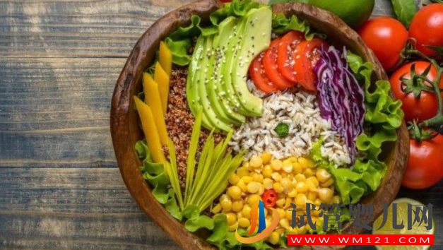 想減掉腹部脂肪嗎?試試著名營養(yǎng)師的這些飲食建議 想減掉腹部脂肪嗎?試試著名營養(yǎng)師的這些飲食建議(圖2)