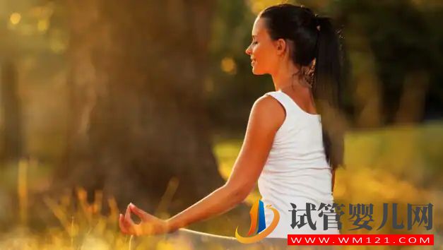 冬天來了！這7個瑜伽姿勢來緩解僵硬并提高靈活性(圖2)