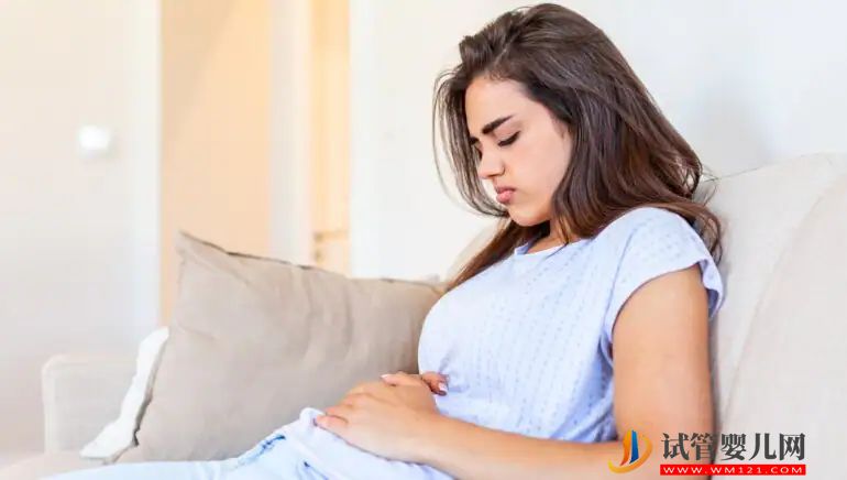 從嚴重抽筋到疲勞——冬季常見的 5 大經期問題(圖1)