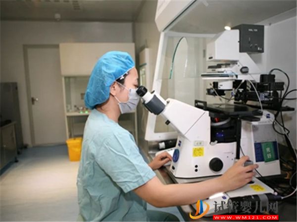做二代試管選南通附屬醫院生殖科好還是婦幼保健院好？(圖1)