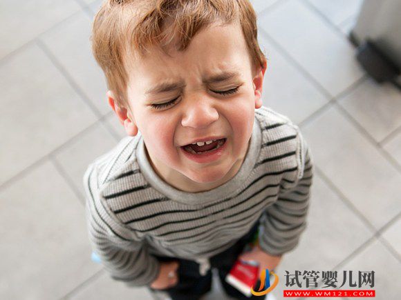 孩子無故哭鬧，爸媽應(yīng)該怎么辦？(圖1)