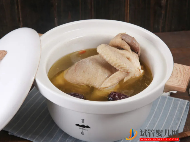 鴿子湯燉煮牢記4放3不放,產(chǎn)后滋補(bǔ)養(yǎng)血不容錯(cuò)過(guò)(圖2) 鴿子湯燉煮牢記4放3不放,產(chǎn)后滋補(bǔ)養(yǎng)血不容錯(cuò)過(guò)(圖2)