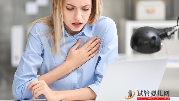 性生活時(shí)女人乳房為什么會硬 揭秘性生活女性乳房變硬的成因(圖2)