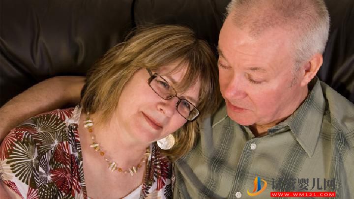 夫妻生活加強(qiáng)溝通有什么好的方法 七個(gè)夫妻生活必備的溝通技巧(圖1)