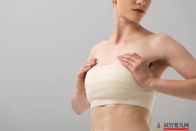 男人對乳房欲罷不能(圖1) 男人對乳房欲罷不能(圖1)